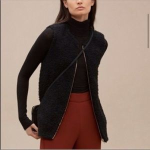 Wilfred Sherpa Vest